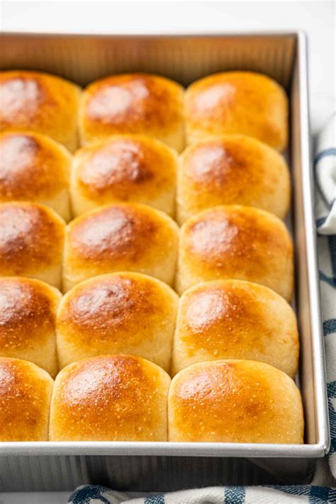simple homemade rolls recipe 4