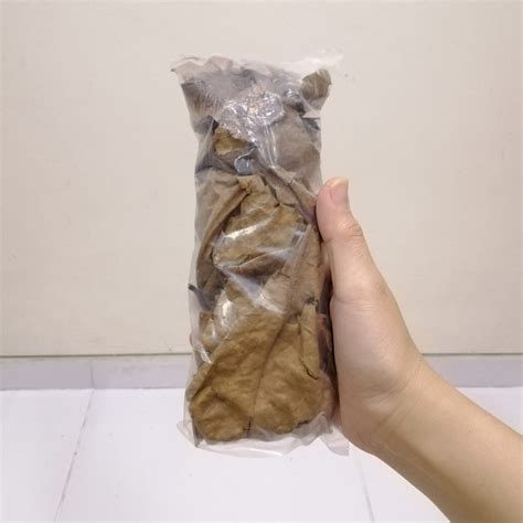 jual daun ketapang bersih  kering ketapang olahan shopee indonesia