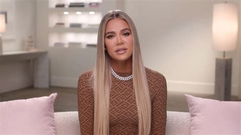 season   hulus  kardashians shows sister struggles