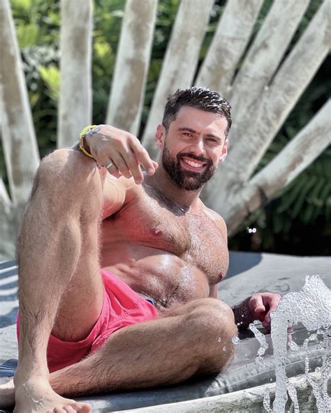 Emiliano Rajzner | Un clip del #2023 😜 tu #bailecito 💋🥰 Siganme para