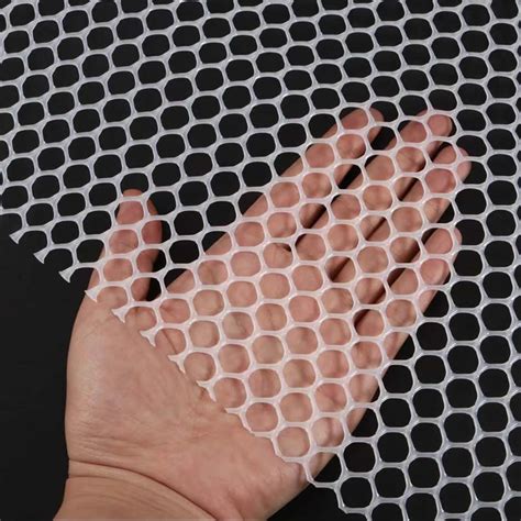 plastic mesh specifications advantages applications