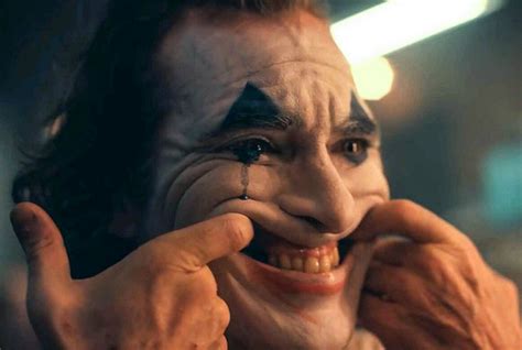 joker set  cross record  billion mark  weekend