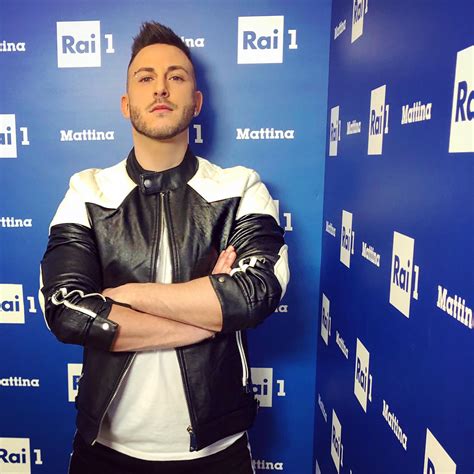 Alex Palmieri: Rai 1 trasmette in anteprima il video Room 05, in cui il
