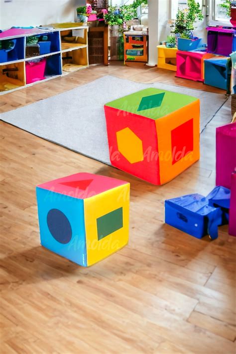 Cubo Figuras geométricas - AMOLDA