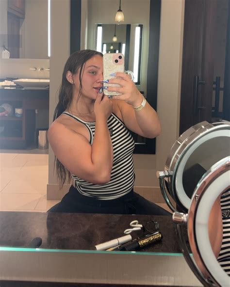 Nalla (@nallaofvalhalla) • Instagram photos and videos