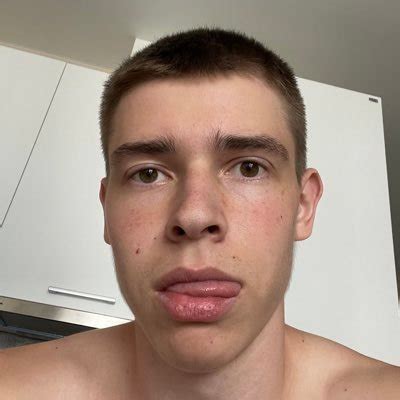 TomXXX (@Tom11015691) / Twitter
