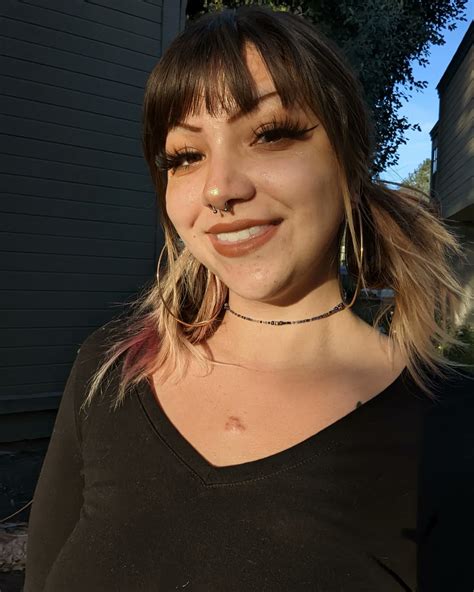 Rae of Sunshine 🌞 🌶️ on Twitter: "Since Twitter is suspending sw's find