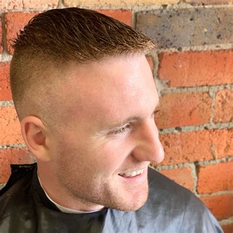 Men react to high fade hairstyle transformations on social media 31