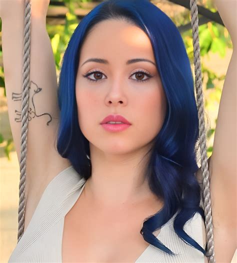 Meet Eve Marlowe: Discover Her Life And Achievements - Actorz Net Worth