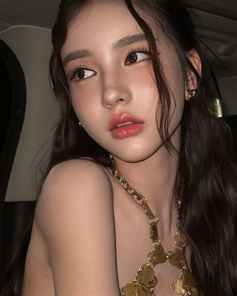 Yoshi Rinrada – Most Cute Thailand Teen Transgender Girl Party Dress