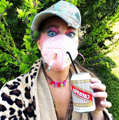 Charleroi : Stacy Star affiche son soutien au secteur de l’Horeca