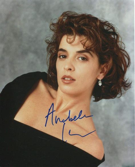 Annabella Sciorra Wiki Bio, valeur nette, mensurations, enfants, mari