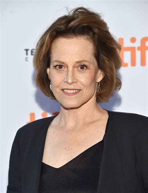 Download Sigourney Weaver Hollywood Star Wallpaper | Wallpapers.com