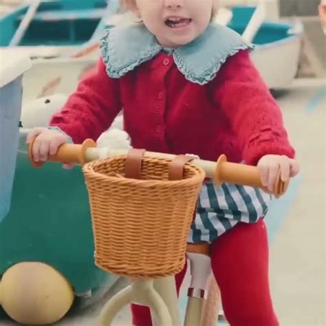 Kinderkraft bicikli - YouTube