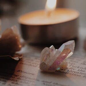 The Meaning of Gemstone Colors – PendulumRocks