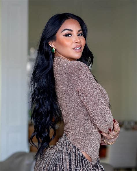 Dolly Castro | Wellness Advocate | Amour De Noël Collection is now live