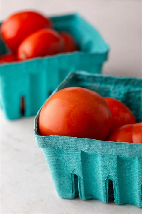 Creamy Roasted Tomato Soup (Sheet Pan Tomato Soup) - Cooks with Soul