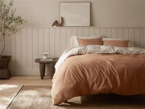 5 Surprising Ways To Boost Your Bed Sheets With A $0 Budget