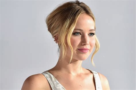 Jennifer Lawrence Afraid of New “Fappening” - Softpedia