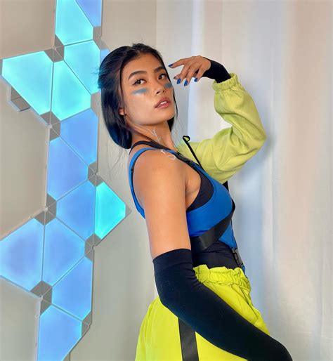 kayceeedilla | Shine bright or fizzle out. Bahala ka. 🇵🇭 Cosplaying the