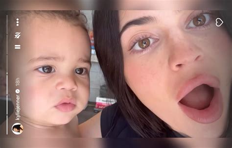 kylie jenner  fans  rare glimpse  baby boy aire