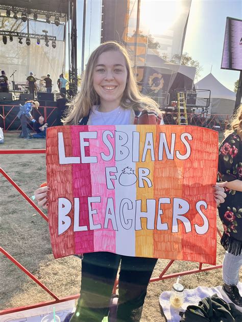 emma’s midnights ⭐️🌙 on Twitter: "anyways again i say lesbians for