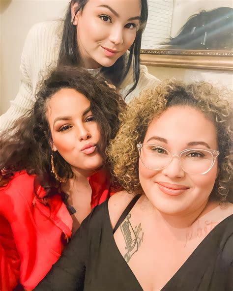 Lisa (@lisa.michelle.coleman) • Instagram photos and videos