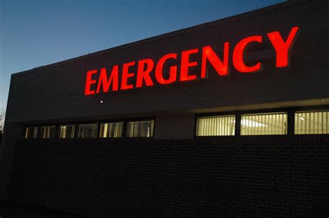 emergency room lucy dixon     emergency flickr