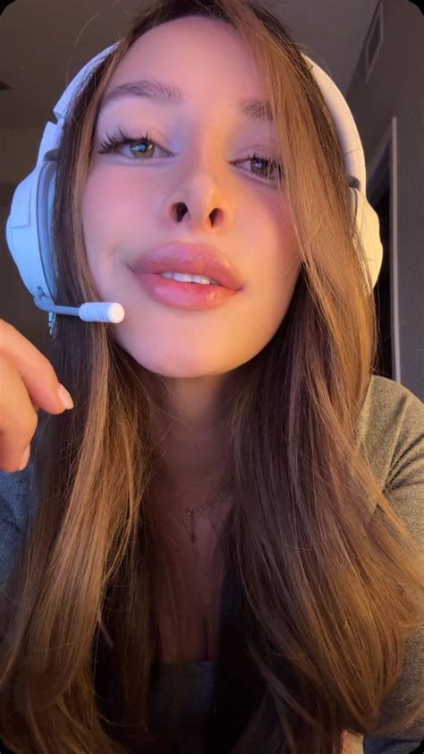 chloe bear | vibe | Instagram