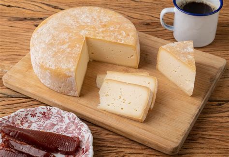 Quem Tem O Queixo Mais Forte Do Brasil - Conheça o queijo canastra: eleito melhor queijo do mundo é brasileiro e ...
