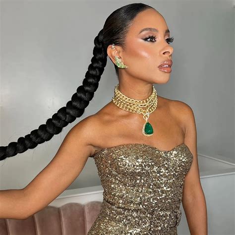 Necklaces for Sweetheart Necklines: Steal the Spotlight with Every Loo ...