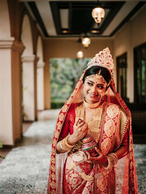 gorgeous mukut designs  bengali bride