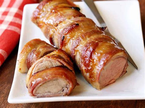 how to cook bacon-wrapped pork fillets