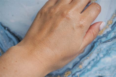 Сиять! SHIK Over The Moon Glow Body Foundation - хайлайтер для тела ...