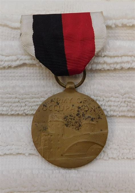 World War II Army of Occupation Japan Medal Complete with Ribbon for Sale - Soviet-Awards.com