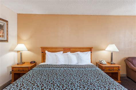 Days Inn by Wyndham Yuma | Yuma, AZ Hotels