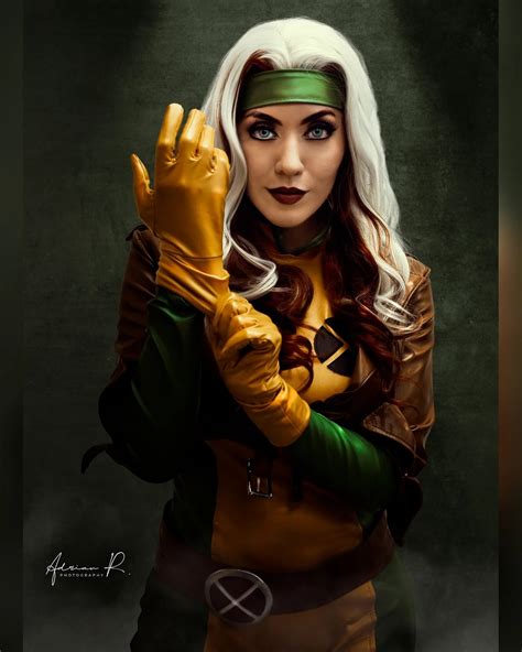 Rogue from X-Men (@Angelkaoru) : r/cosplay_babes