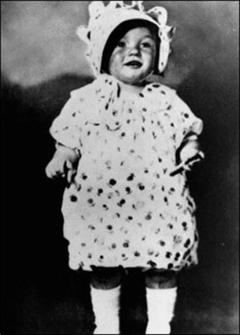 Мерилин Монро в детстве и юности :: фотообзор :: Мэрилин Монро (Marilyn ...