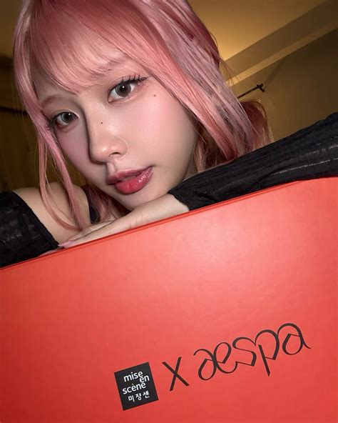Aumx1a | ทุกคนน!! Mise en sence Hello Bubble X Aespa @miseensceneth มี