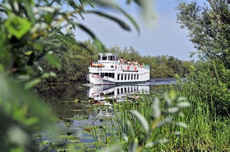 Kanał Elbląski-statkiem po trawie « Zielony Gaj – Agroturystyka mazury