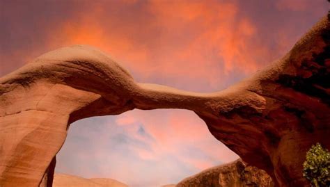 Torrey: Cosmic Ashtray, Devil's Garden, and Cedar Wash Tour