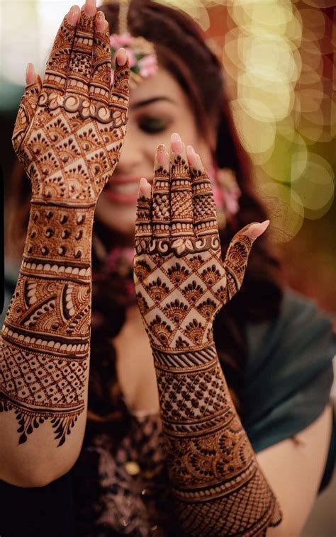 The Best Traditional Mehndi Designs for Brides: Top 8 Picks - Shadiyana ...