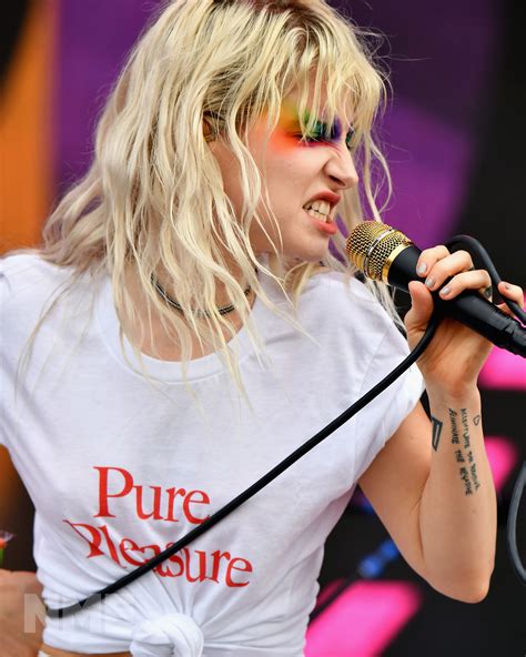 On The Cover – Hayley Williams: “Women’s rage has been such a catalyst