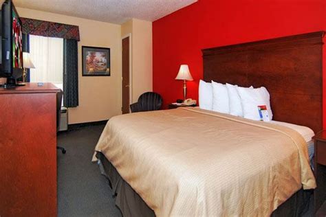 Discount Coupon for Red Roof Inn in Nashville, Tennessee - Save Money!