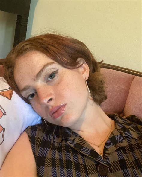 Zoé De Grand Maison 06-12-2024 • CelebMafia