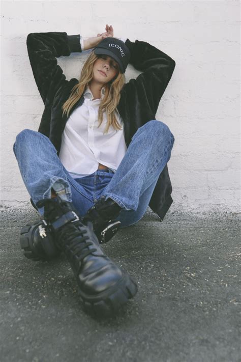 MAKENZIE RAINE for Dlarez Magazine, November 2021 – HawtCelebs