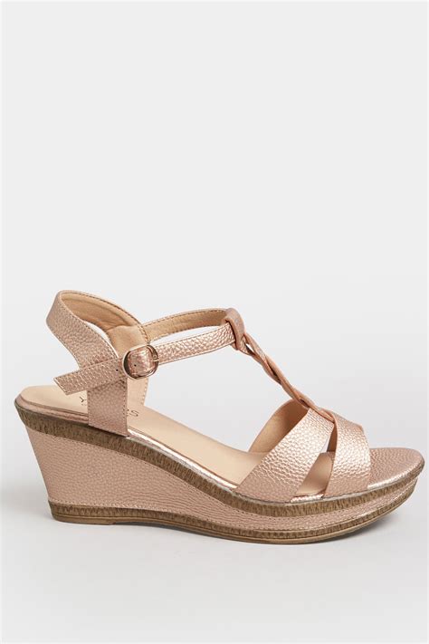 Wedge Heels In Gold at Tayla Hunter blog