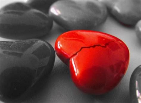 Неразделенная любовь: причины возникновения и способы избавления