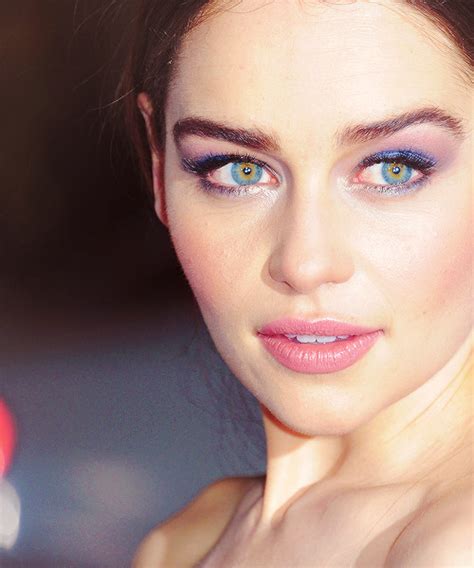Did You Know This Hottest Woman Celebrity Did THIS? - vr8a47n