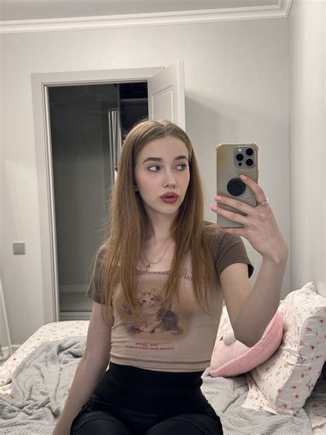😉😉😉 - BLOOMUS | Boosty 18+